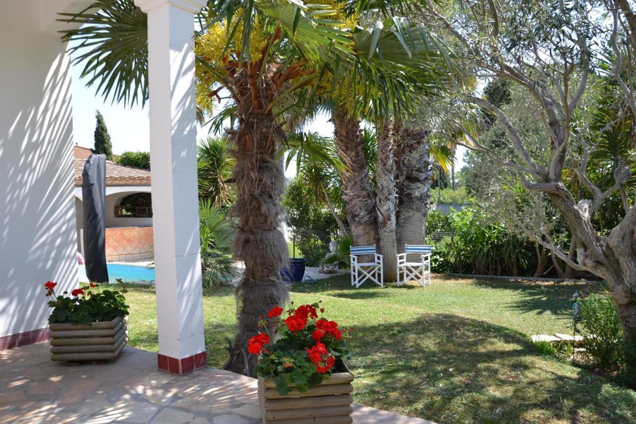 Maison Les Agapanthes Villeneuve-lès-Béziers Exteriör bild