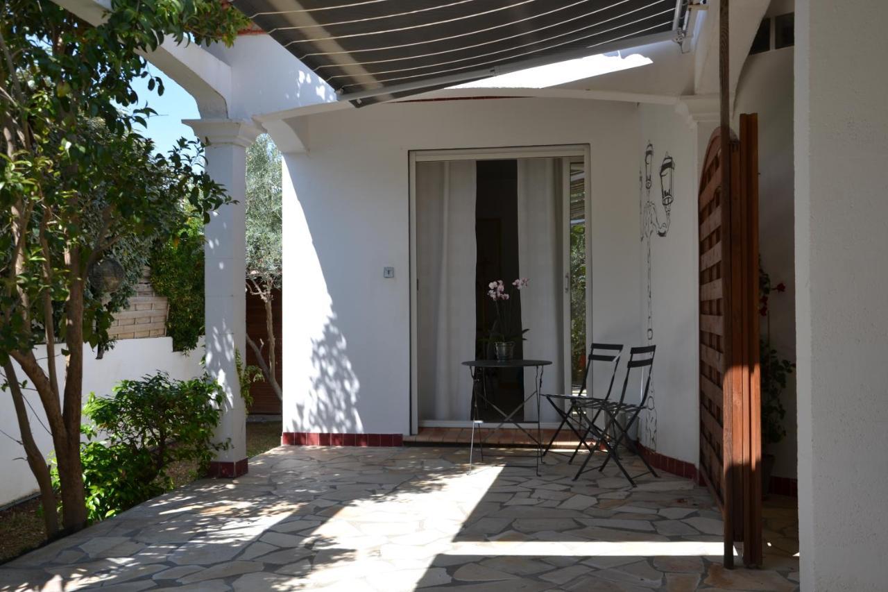 Maison Les Agapanthes Villeneuve-lès-Béziers Exteriör bild